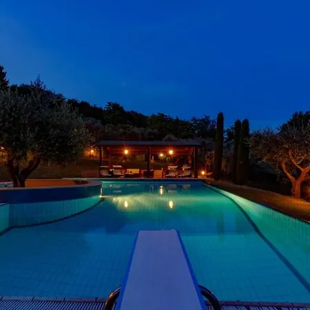 Villa Le Dodici Querce 6&3, Emma Villas